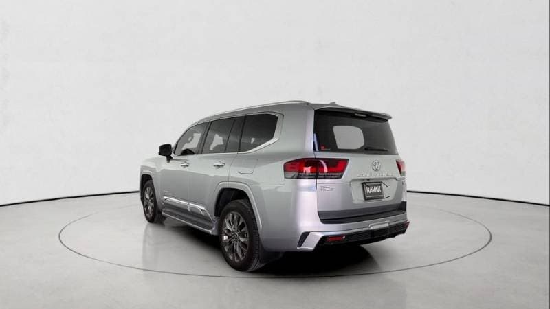 2025 Toyota Land Cruiser thumbnail 4