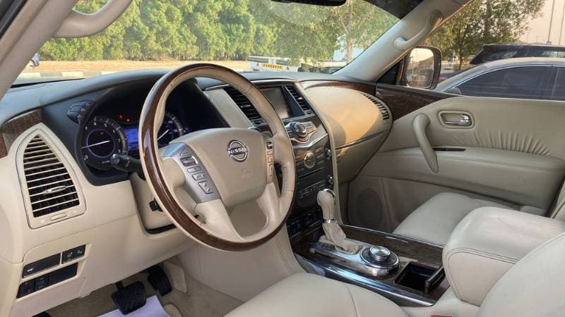 2016 Infiniti QX80 thumbnail 10