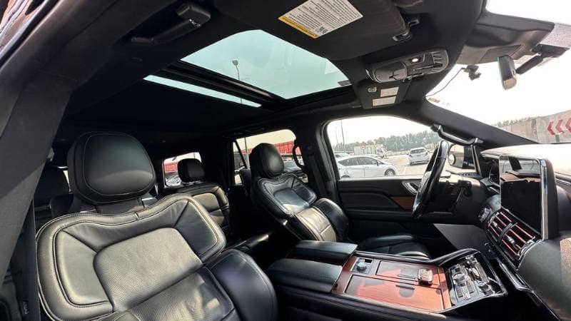 2018 Lincoln Navigator thumbnail 5