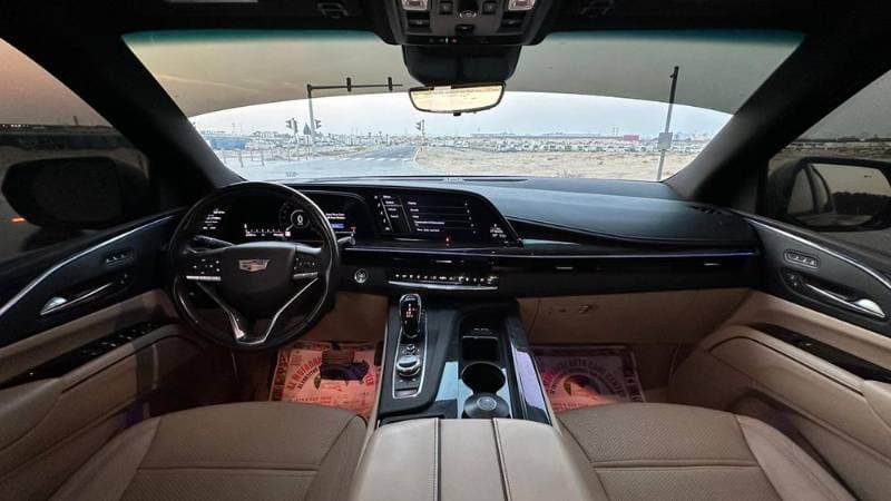 2022 Cadillac Escalade thumbnail 4
