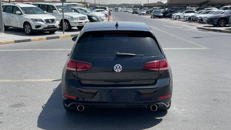2020 Volkswagen Golf GTI thumbnail 8