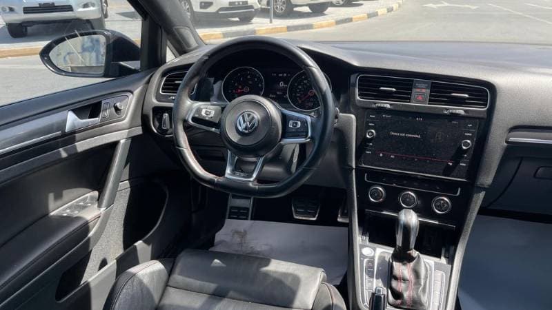 2020 Volkswagen Golf GTI thumbnail 6