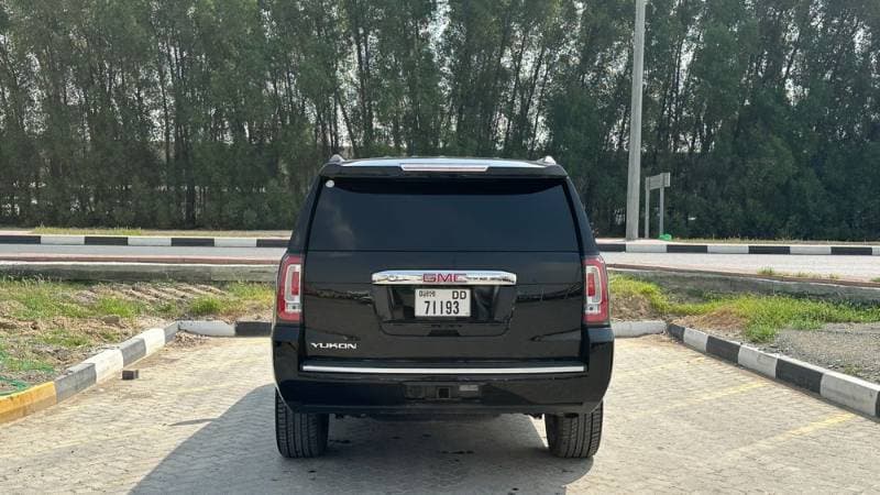 2016 GMC Yukon Denali thumbnail 8