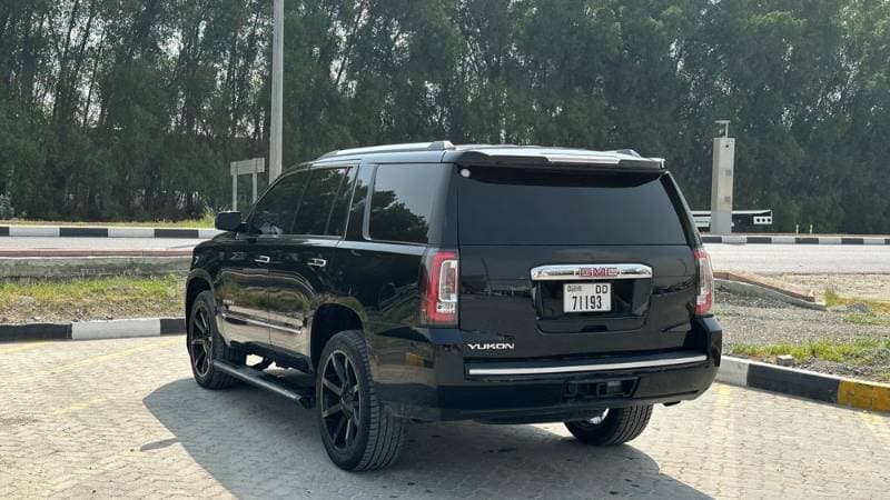 2016 GMC Yukon Denali thumbnail 7