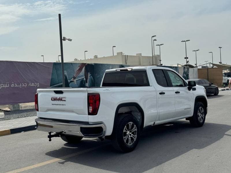 2021 GMC Sierra thumbnail 8