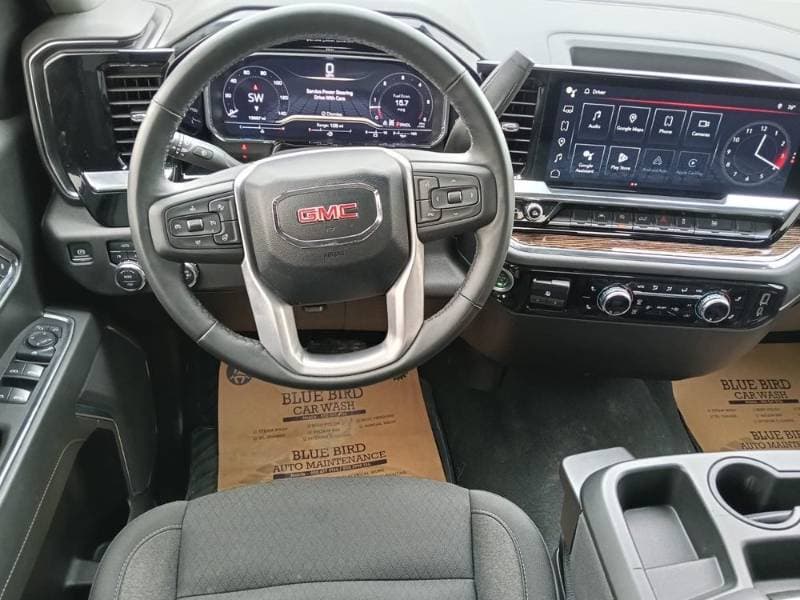 2025 GMC Sierra thumbnail 5