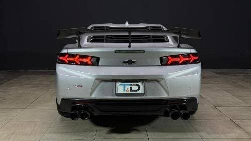 2018 Chevrolet Camaro Coupe thumbnail 2