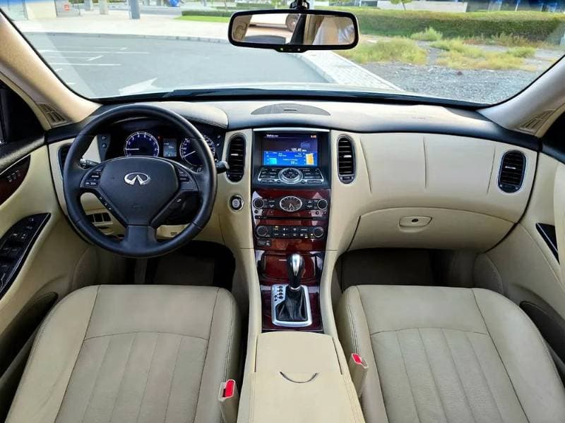 2016 Infiniti QX50 thumbnail 2