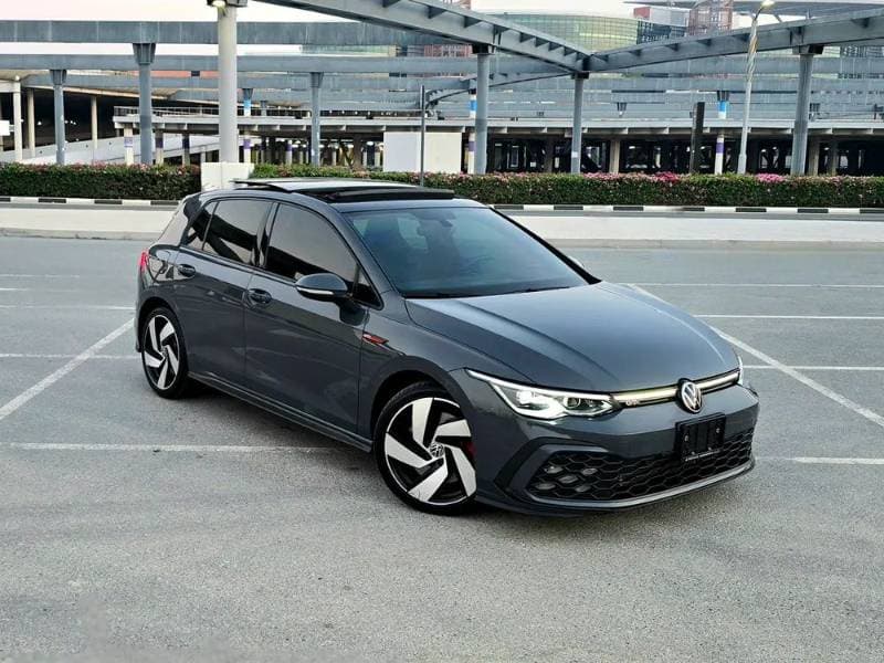 2022 Volkswagen Golf GTI thumbnail 3