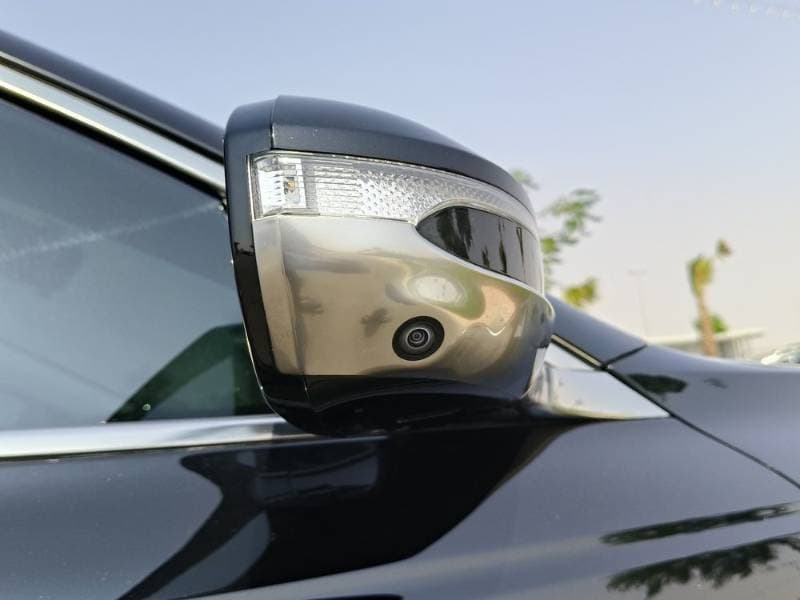 2022 Kia K900 thumbnail 3