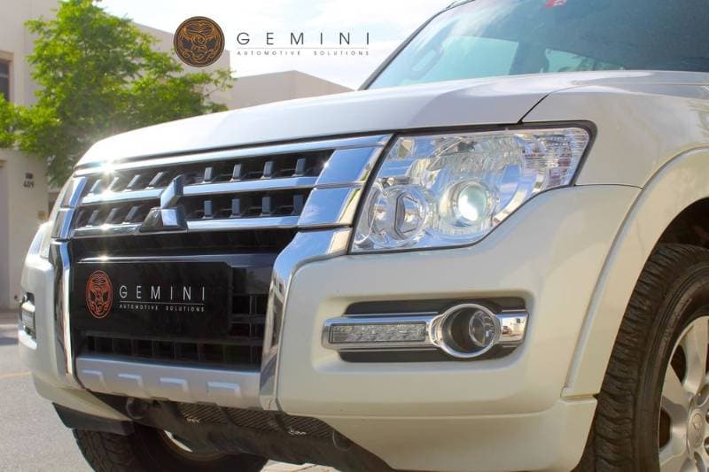 2017 Mitsubishi Pajero thumbnail 8