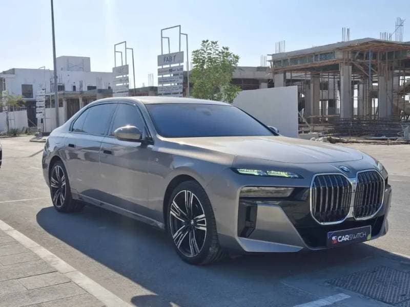 2023 BMW 7 Series thumbnail 3