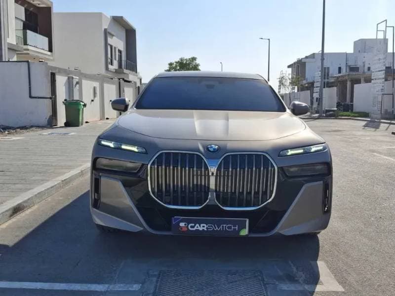 2023 BMW 7 Series thumbnail 2
