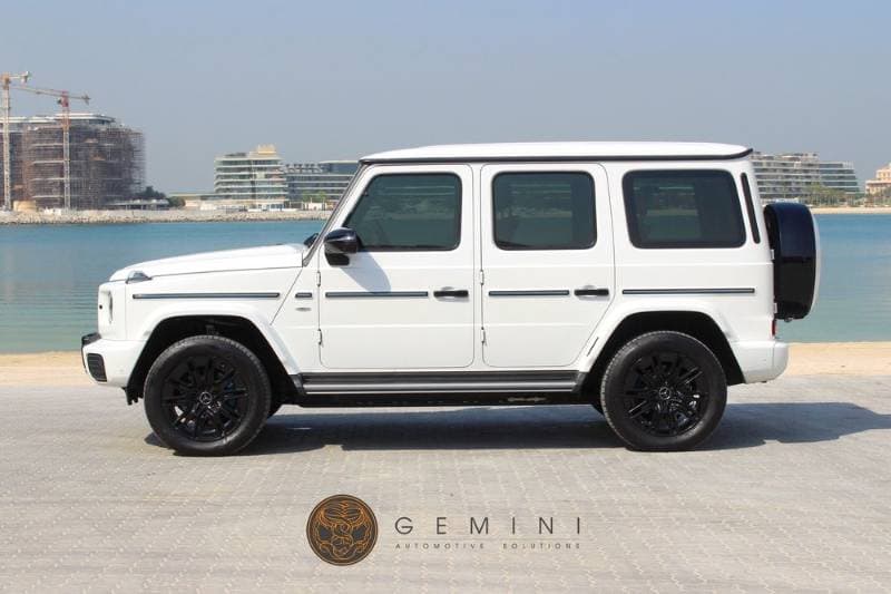 2025 Mercedes-Benz G-Class thumbnail 5