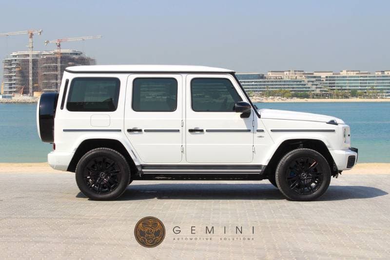 2025 Mercedes-Benz G-Class thumbnail 4