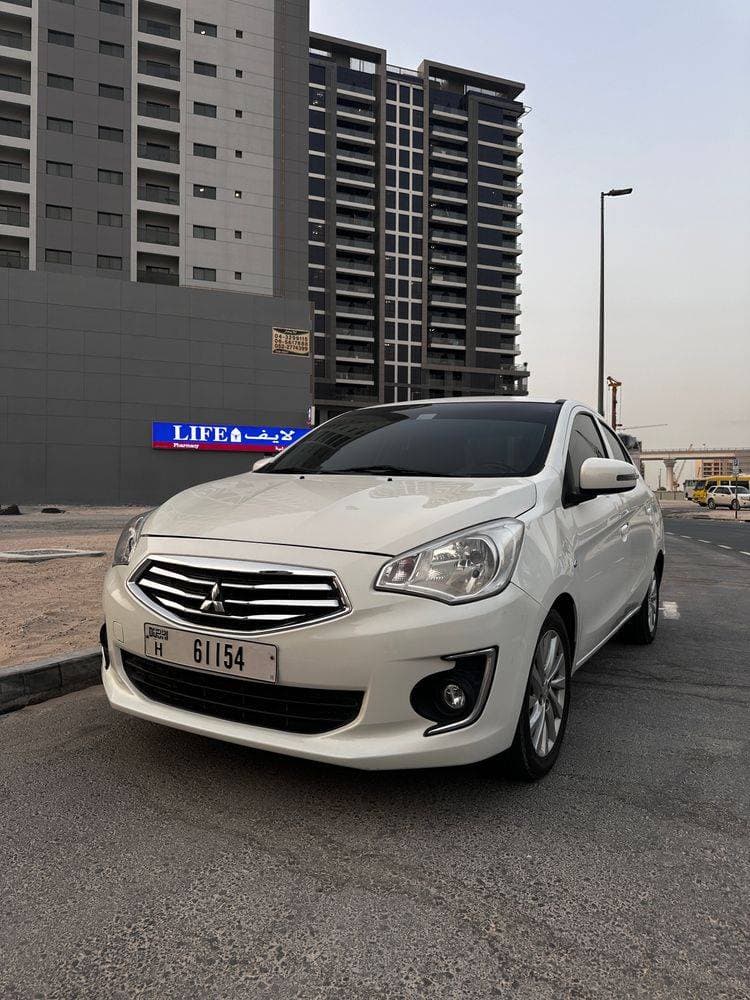 2019 Mitsubishi Attrage thumbnail 3
