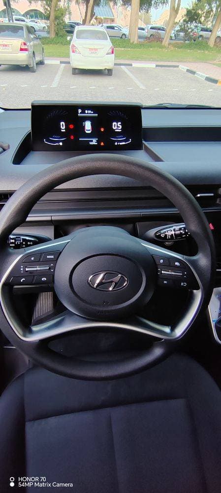 2023 Hyundai Staria thumbnail 4