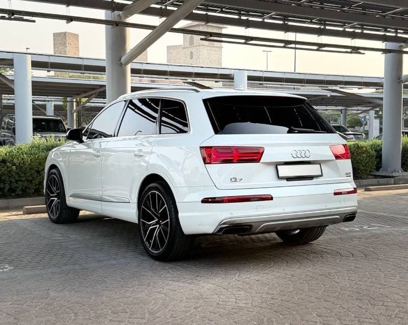 2018 Audi Q7 thumbnail 9