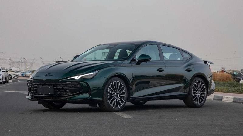 2025 MG 7