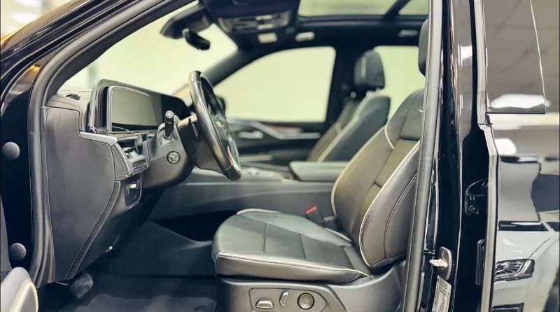2022 Cadillac Escalade thumbnail 9