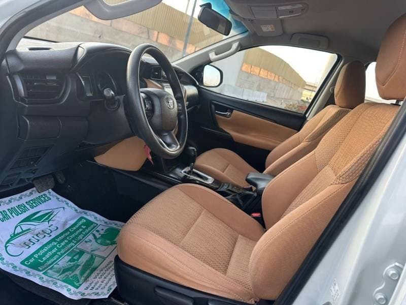 2023 Toyota Fortuner thumbnail 9
