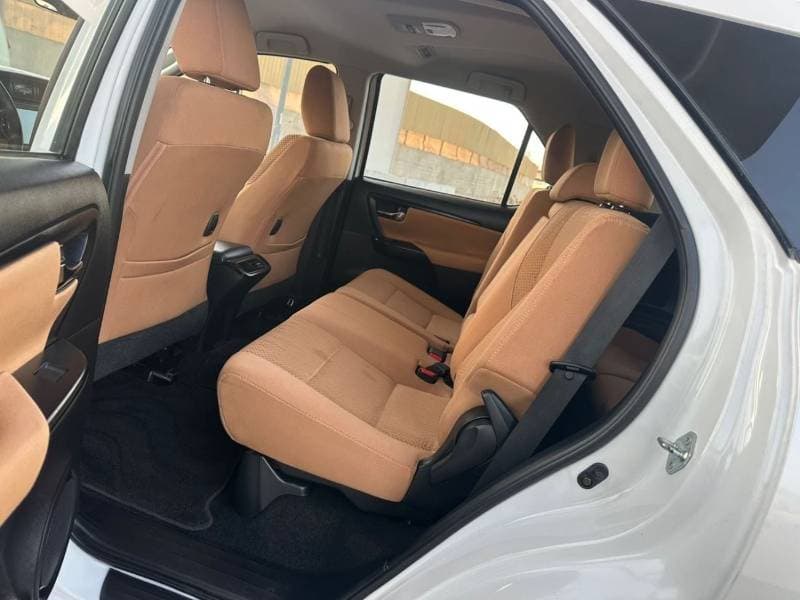 2023 Toyota Fortuner thumbnail 10