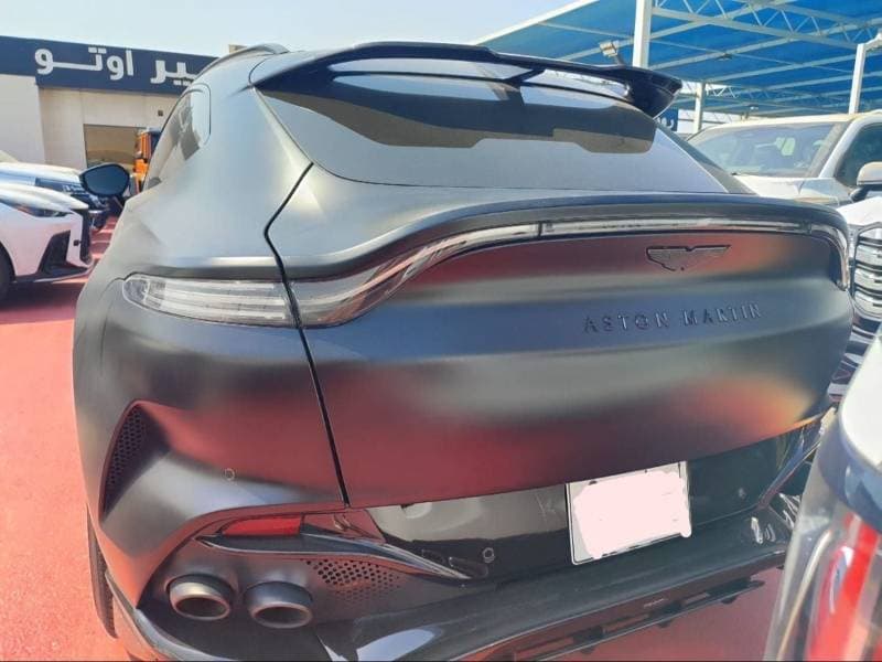 2023 Aston Martin DBX thumbnail 7