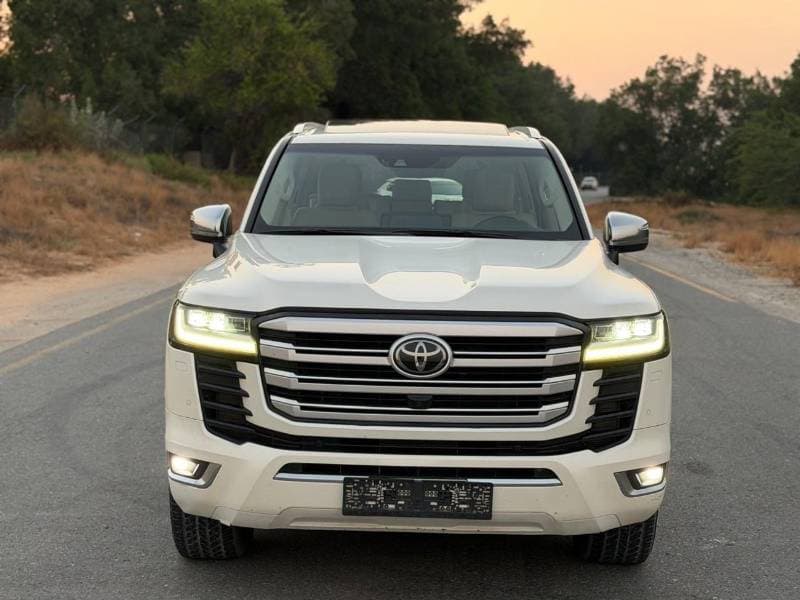 2022 Toyota Land Cruiser thumbnail 6