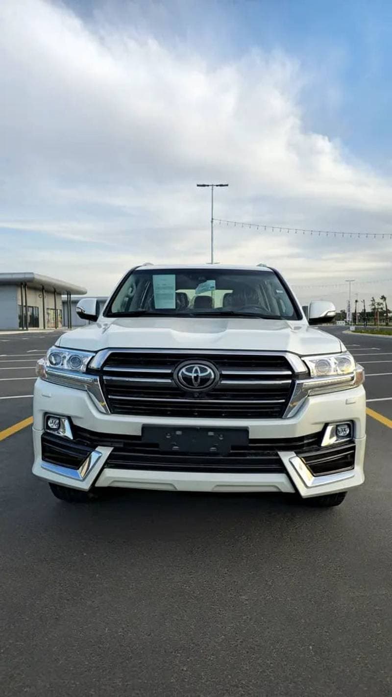 2020 Toyota Land Cruiser thumbnail 4