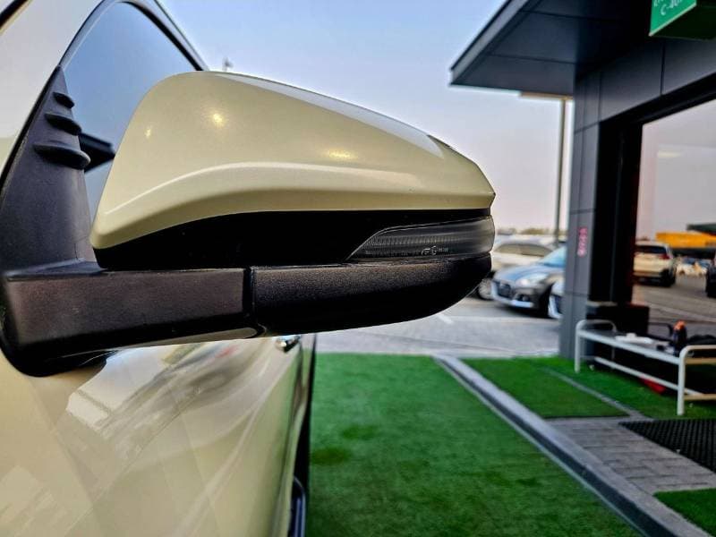 2021 Toyota Fortuner thumbnail 8