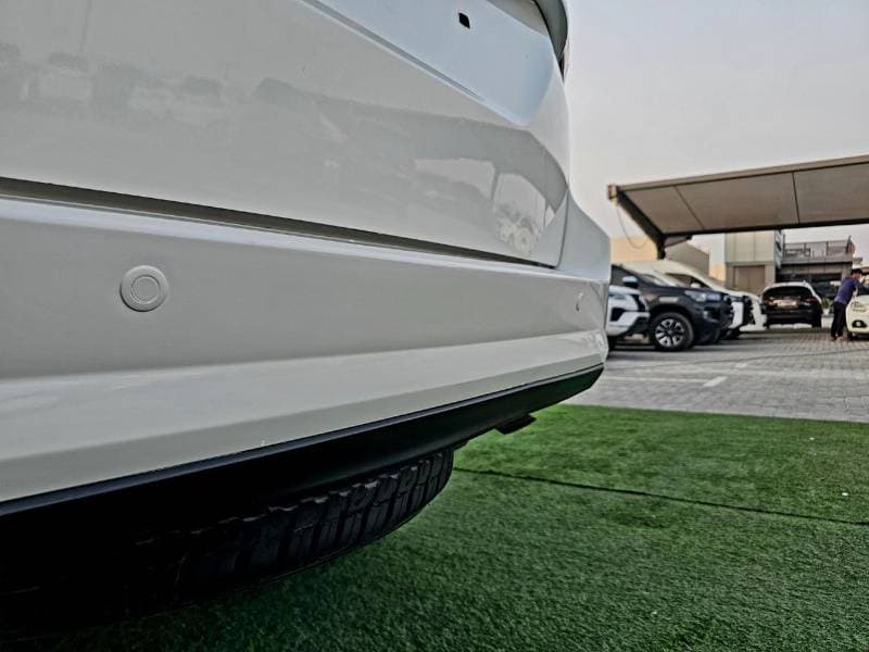 2021 Toyota Fortuner thumbnail 9