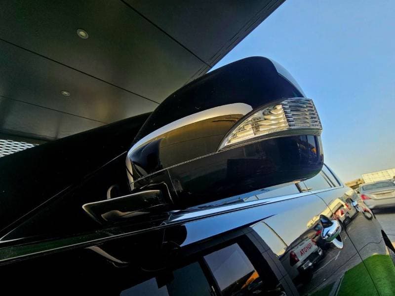 2023 Nissan Patrol thumbnail 8