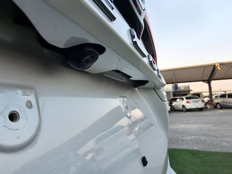 2023 Toyota Veloz thumbnail 9