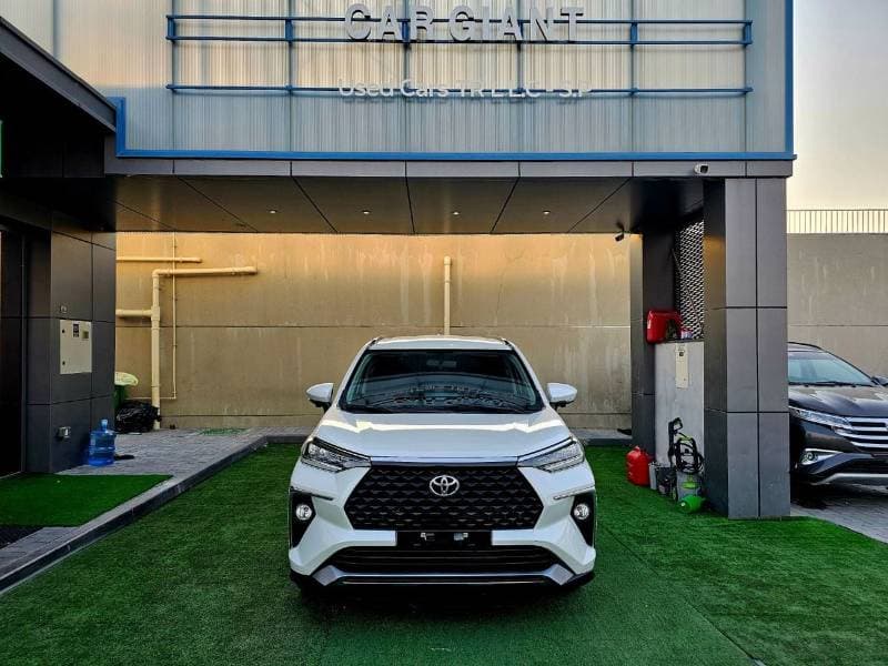 2023 Toyota Veloz thumbnail 3