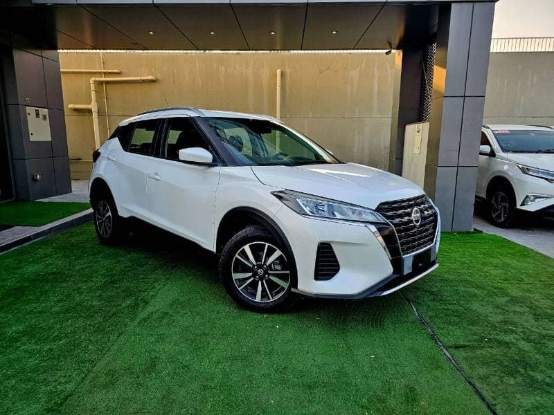 2022 Nissan Kicks thumbnail 3