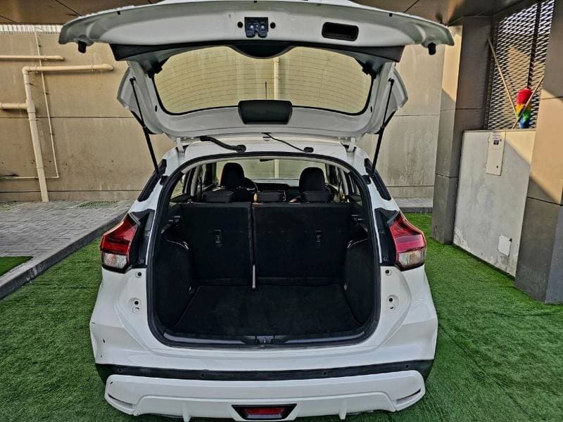 2022 Nissan Kicks thumbnail 6