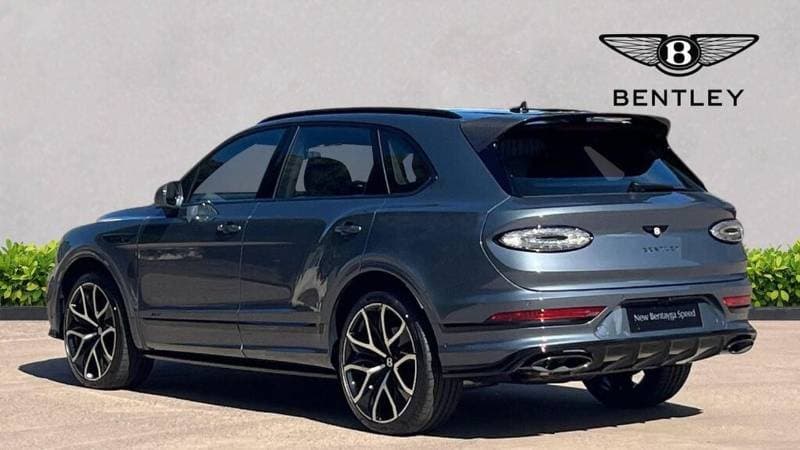 2026 Bentley Bentayga thumbnail 8