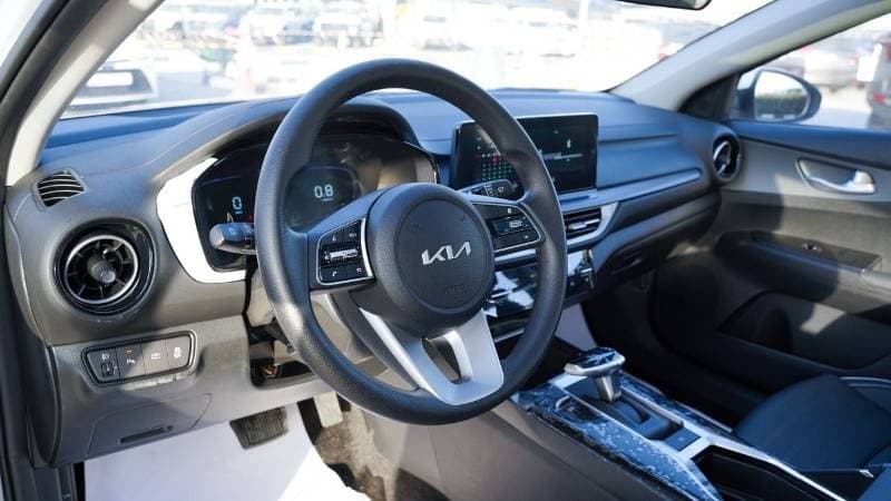 2026 Kia K3 thumbnail 4
