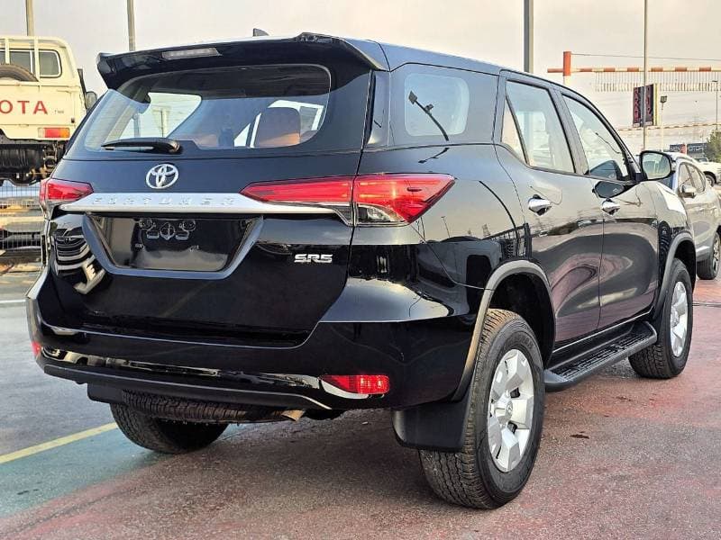 2026 Toyota Fortuner thumbnail 8