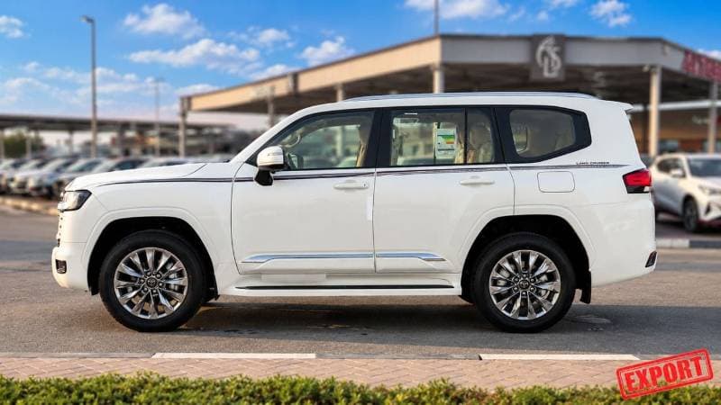 2026 Toyota Land Cruiser thumbnail 2