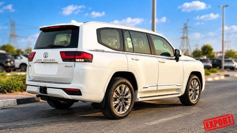 2026 Toyota Land Cruiser thumbnail 3