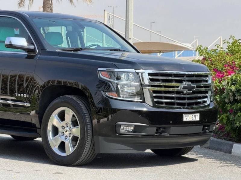 2020 Chevrolet Tahoe thumbnail 2