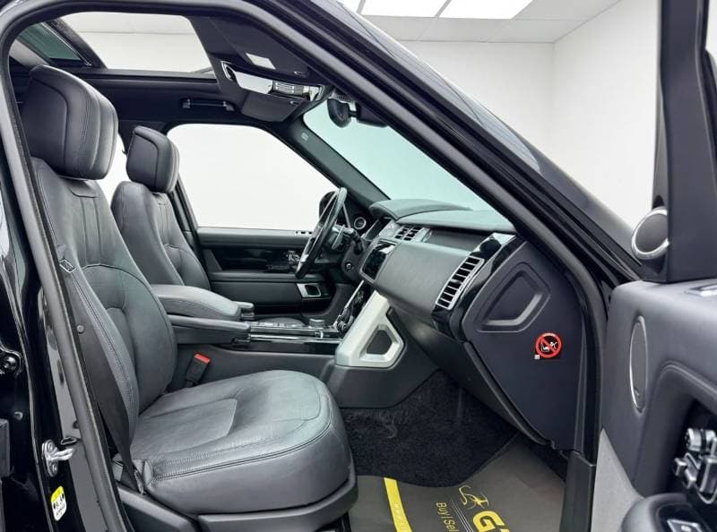 2021 Land Rover Range Rover thumbnail 7