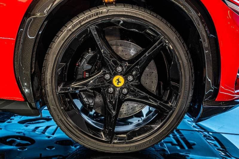 2026 Ferrari Purosangue thumbnail 5