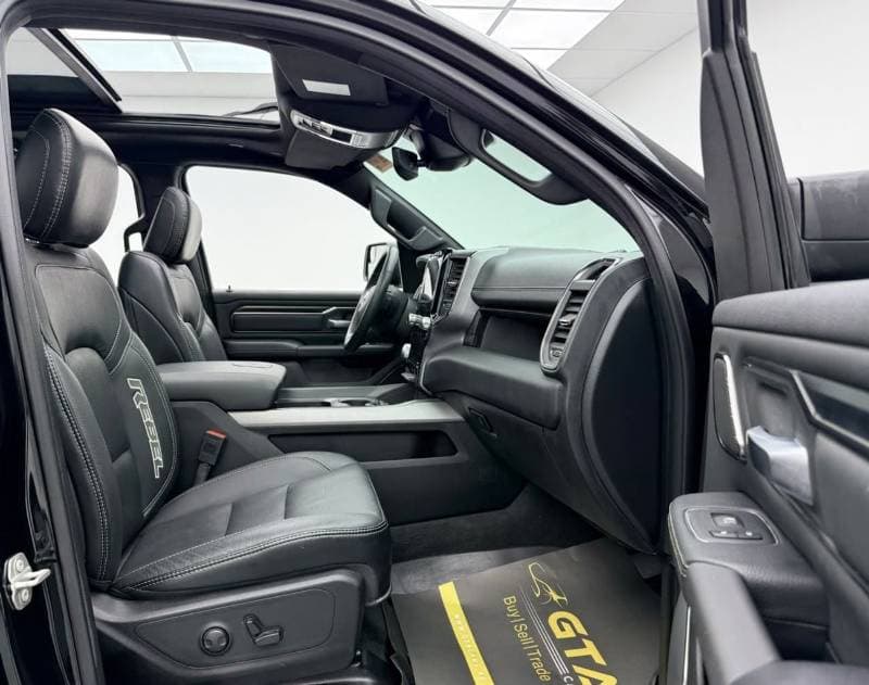 2024 RAM 1500 thumbnail 9