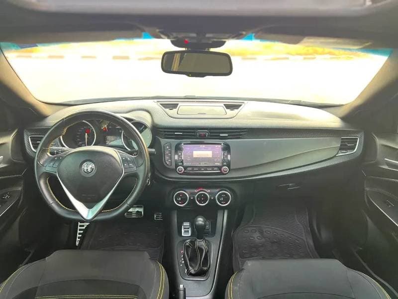 2020 Alfa Romeo Giulietta thumbnail 7