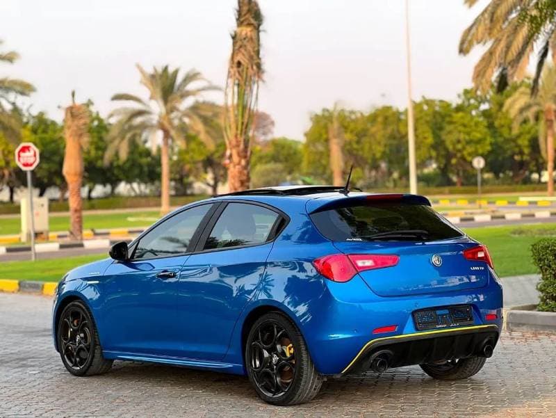 2020 Alfa Romeo Giulietta thumbnail 4