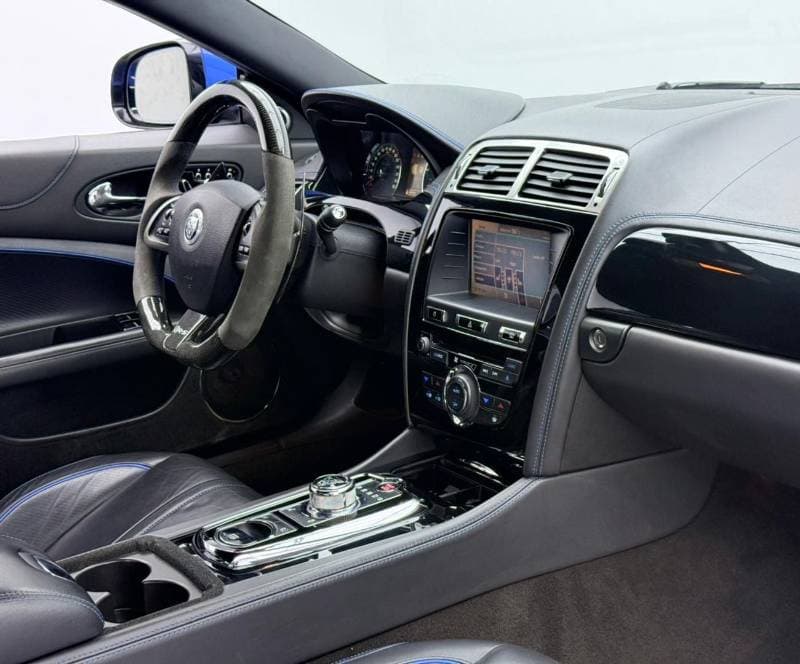 2013 Jaguar XKR-S thumbnail 7