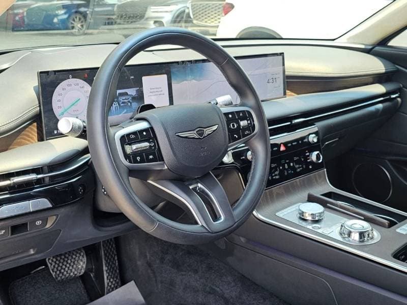 2025 Genesis G80 thumbnail 9