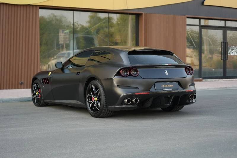 2018 Ferrari GTC4 thumbnail 8